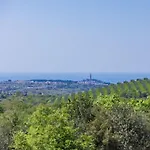 بيت للعطل Selagodi By Interhome