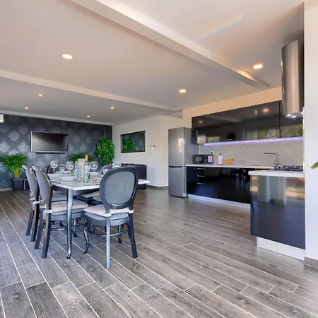 Vakantiehuis Selagodi By Interhome